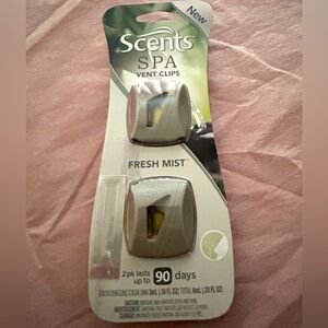 2For$10 NWT Scents Spa Vents Clips Fresh Mint Scent